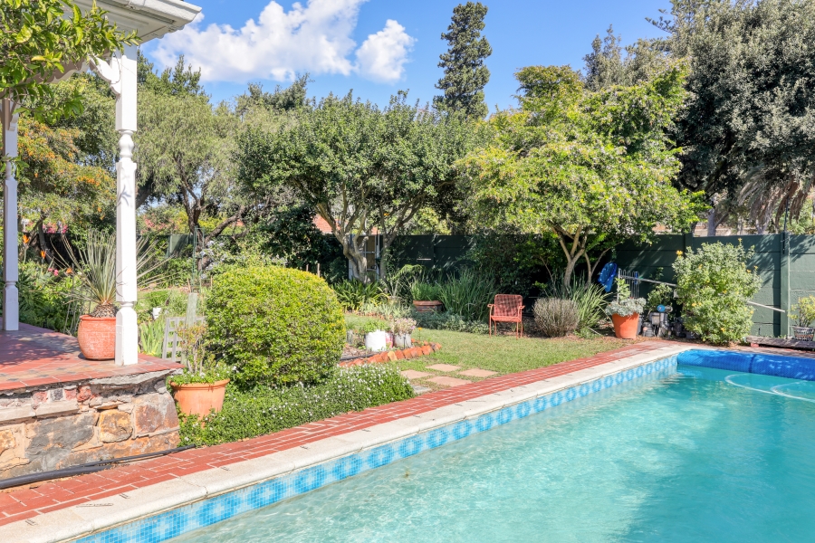 4 Bedroom Property for Sale in Mowbray Western Cape
